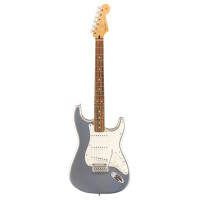 FENDER Player Stratocaster®, Pau Ferro Fingerboard, Silver